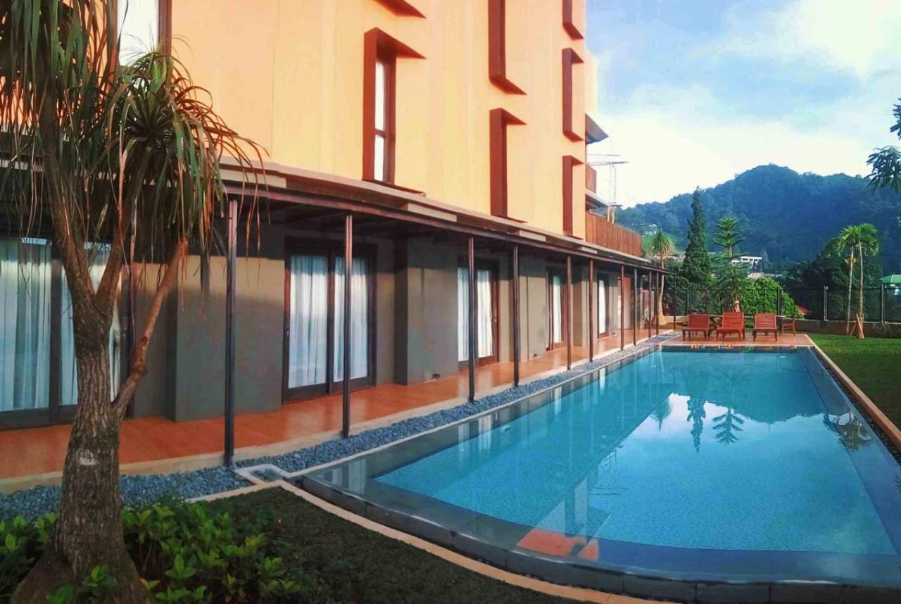 Grand Metro Puncak Hotel Cibodas Eksteriør billede